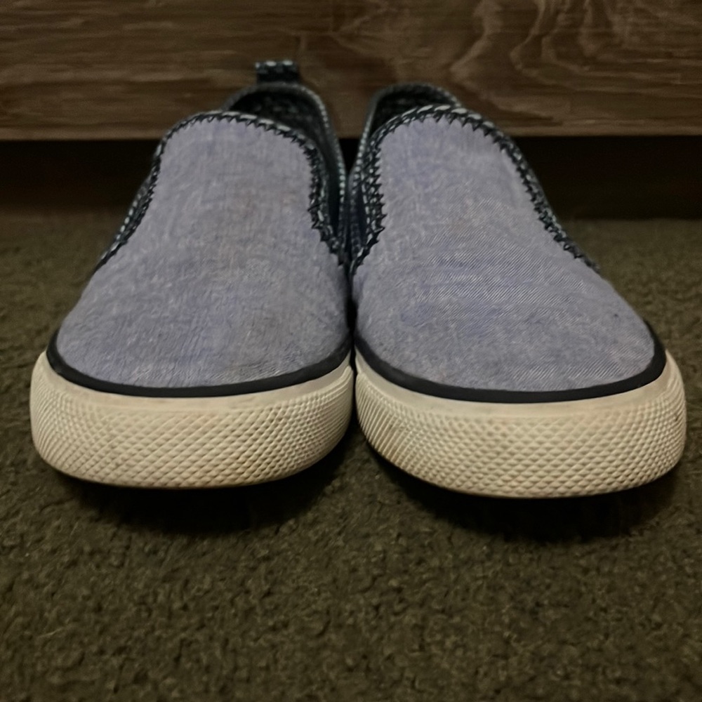 vine yard vine x sperry